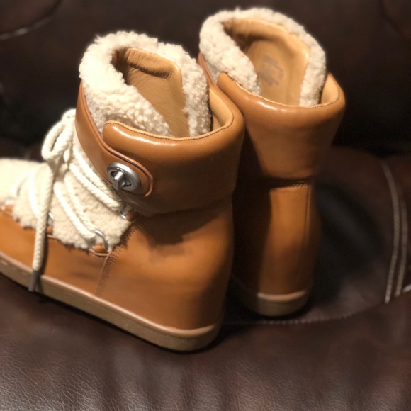 💕Coach Monroe Shearling Booties 💕 - Picture 4 of 8